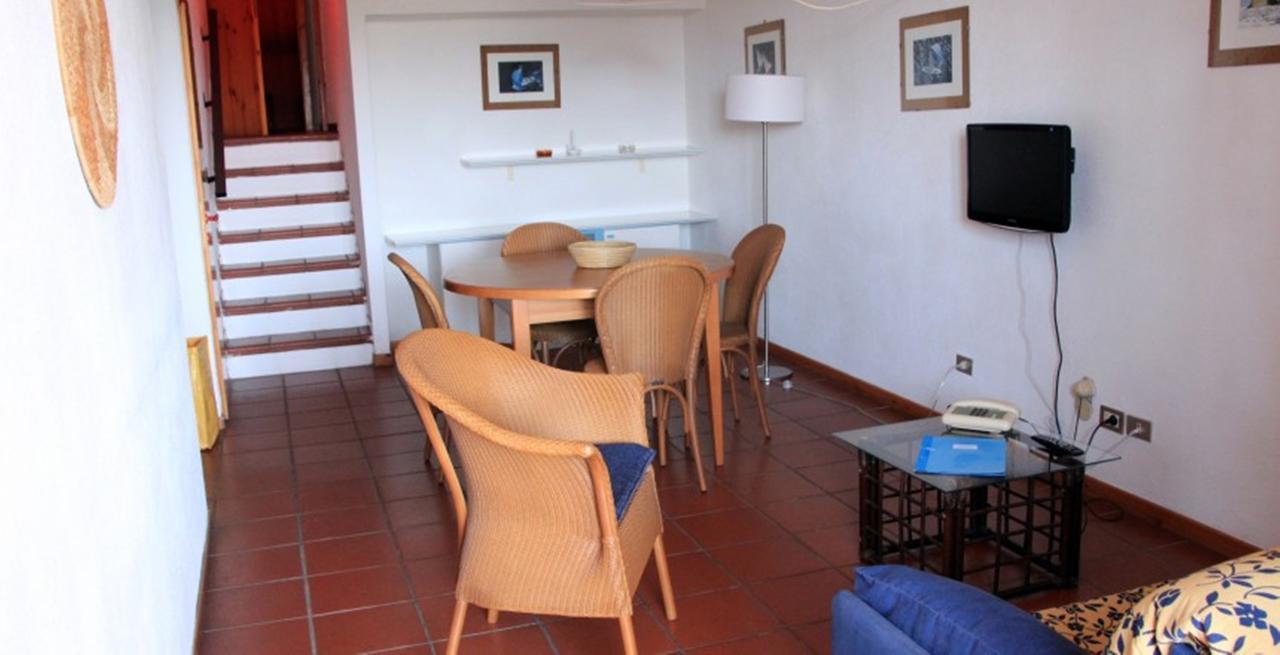 Residence Portolaconia Appartamenti Cannigione Szoba fotó
