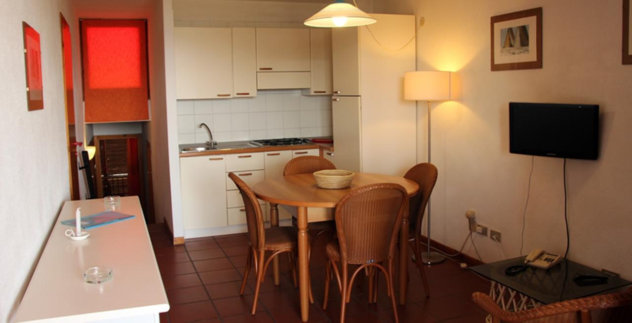 Residence Portolaconia Appartamenti Cannigione Kültér fotó
